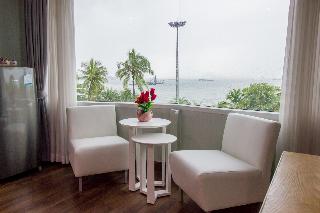 The Beach Front Resort Pattaya fotoÄŸrafÄ±