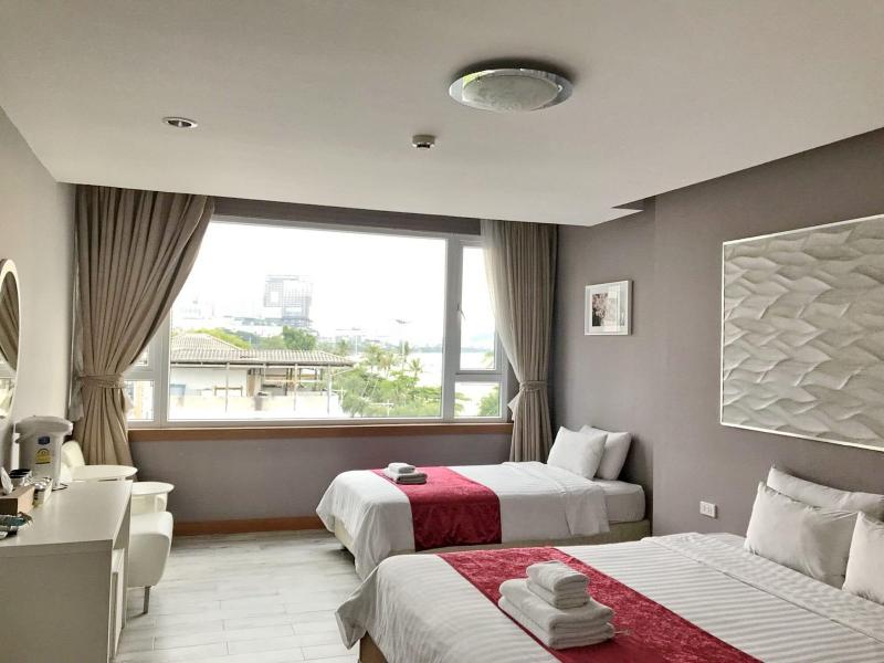 The Beach Front Resort Pattaya - Oda