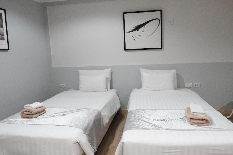 The Beach Front Resort Pattaya - Oda