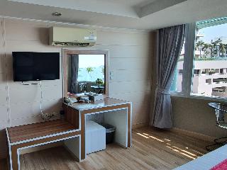 The Beach Front Resort Pattaya fotoÄŸrafÄ±