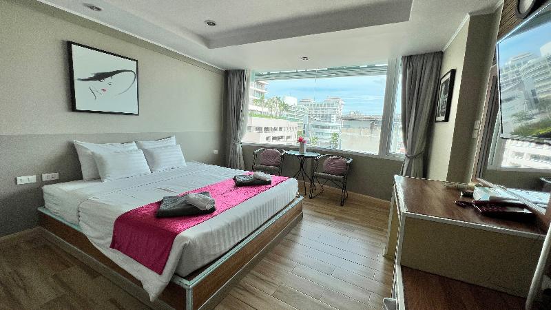 The Beach Front Resort Pattaya - Oda