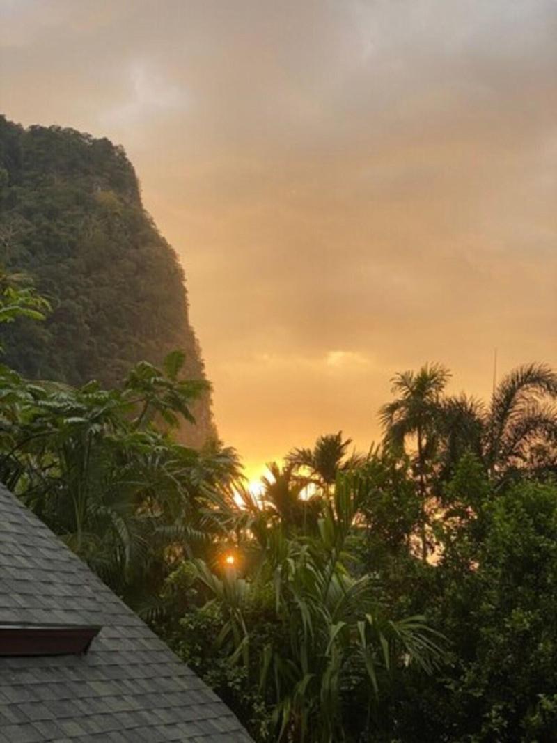 The Scene Cliff View Villas - Oda