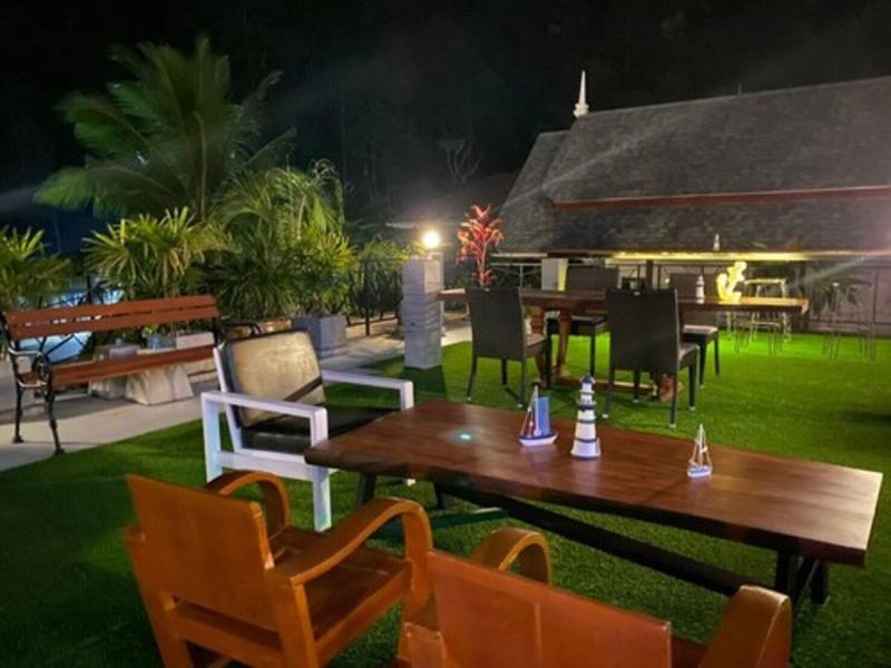 The Scene Cliff View Villas - Restoran