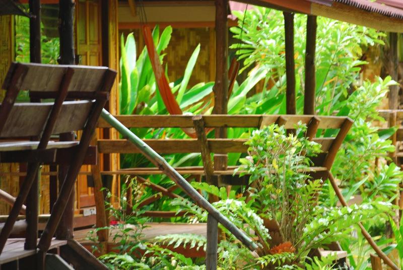 Lanta Pearl Beach Resort - Teras