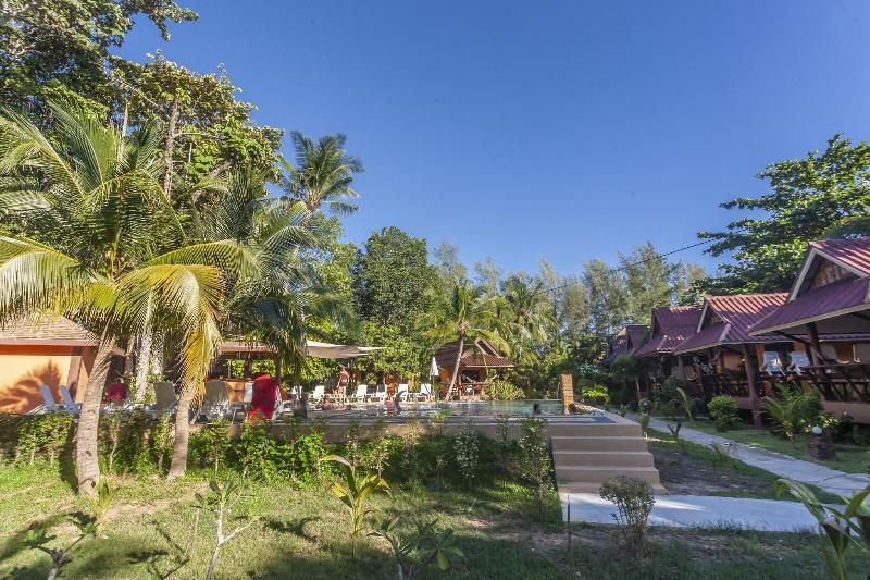 Lanta Pearl Beach Resort - Teras