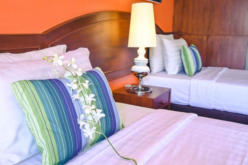Sugar Inn Phuket - Oda