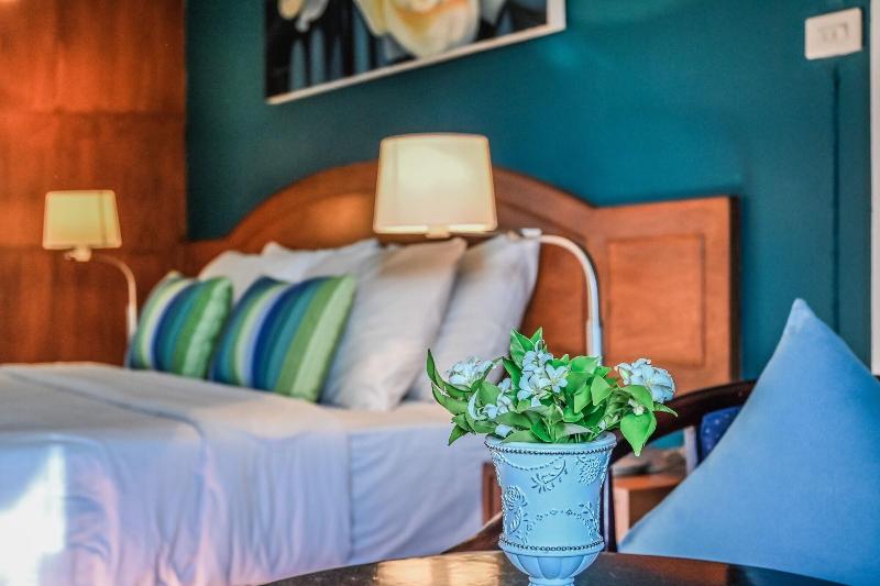 Sugar Inn Phuket - Oda