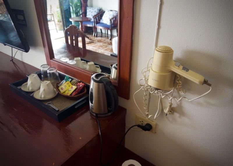Sugar Inn Phuket - Oda