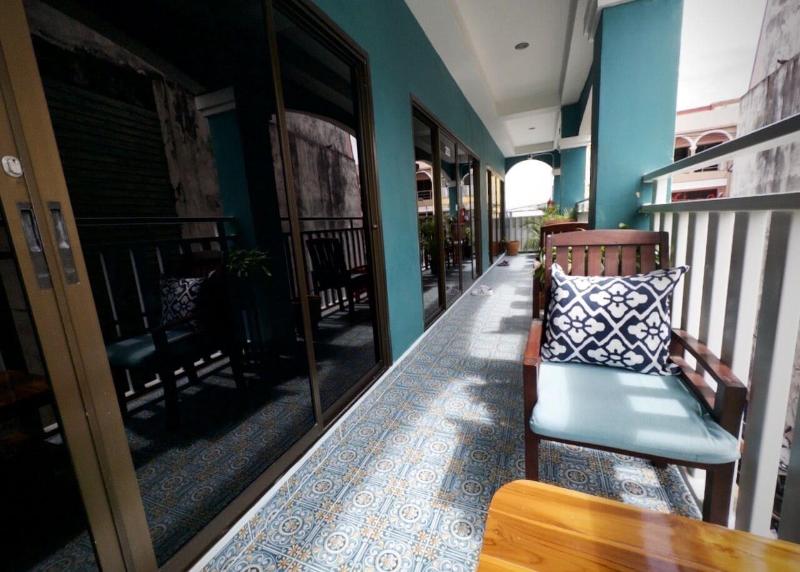 Sugar Inn Phuket - Oda
