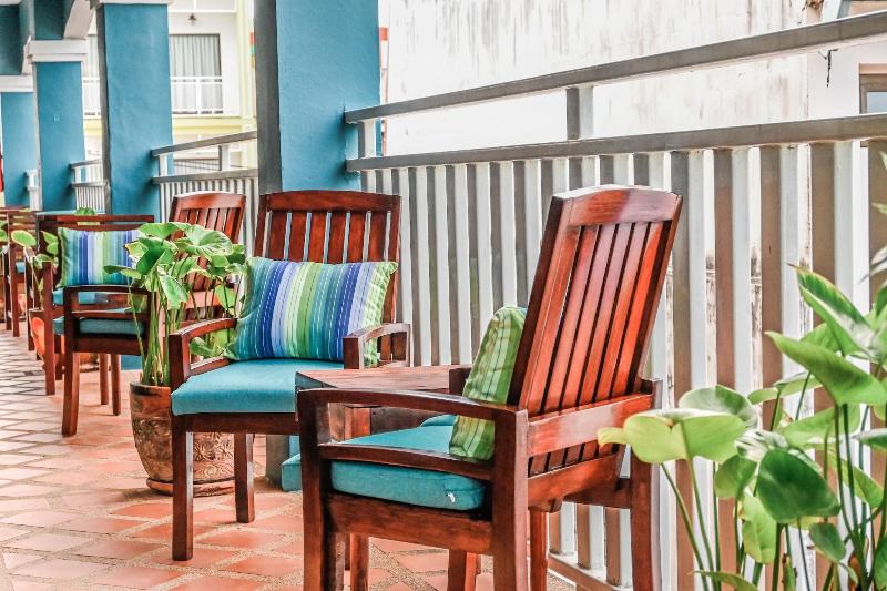 Sugar Inn Phuket - Teras