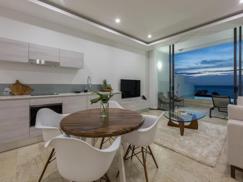 Skye Beach Hotel - Koh Samui - Oda