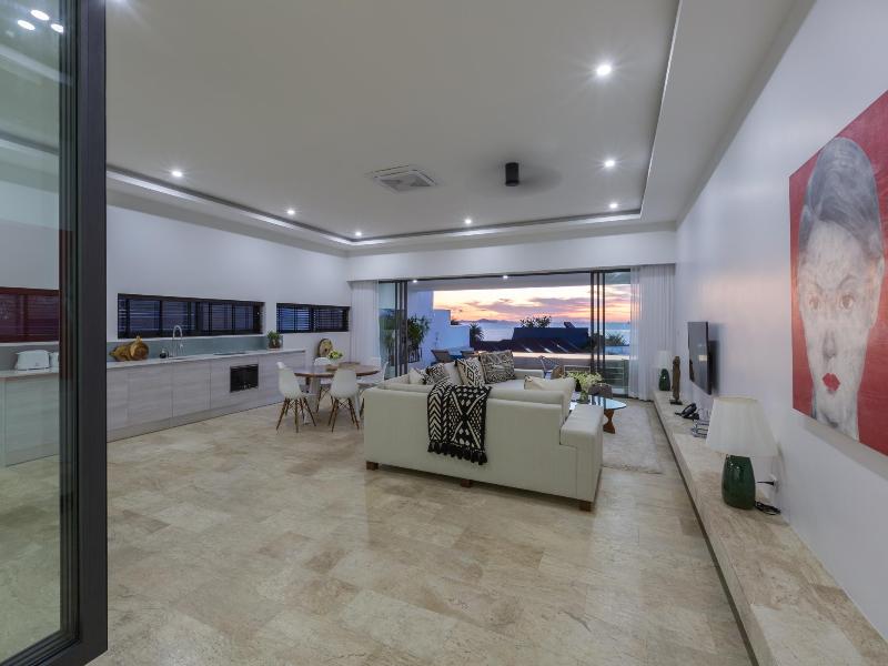 Skye Beach Hotel - Koh Samui - Oda