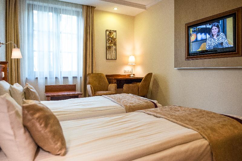 Gold Hotel Budapest - Oda