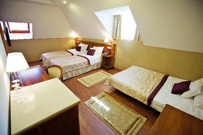 Gold Hotel Budapest - Oda