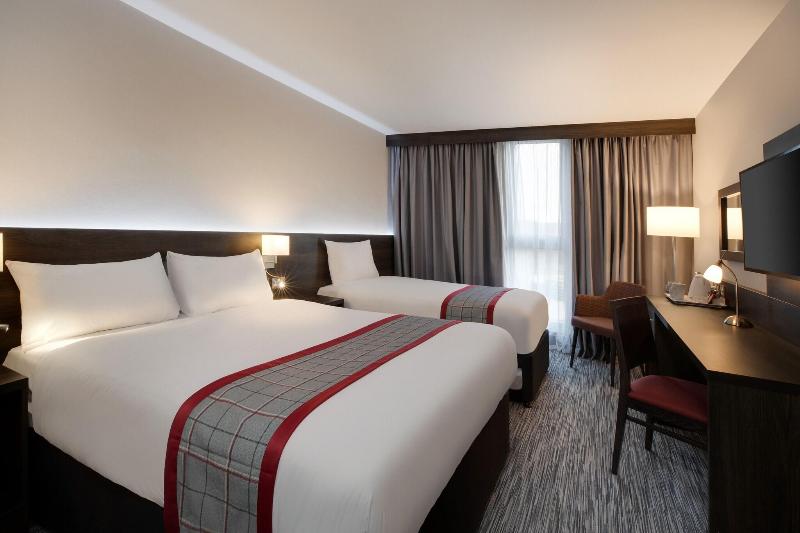 Ramada by Wyndham Leeds East - Oda