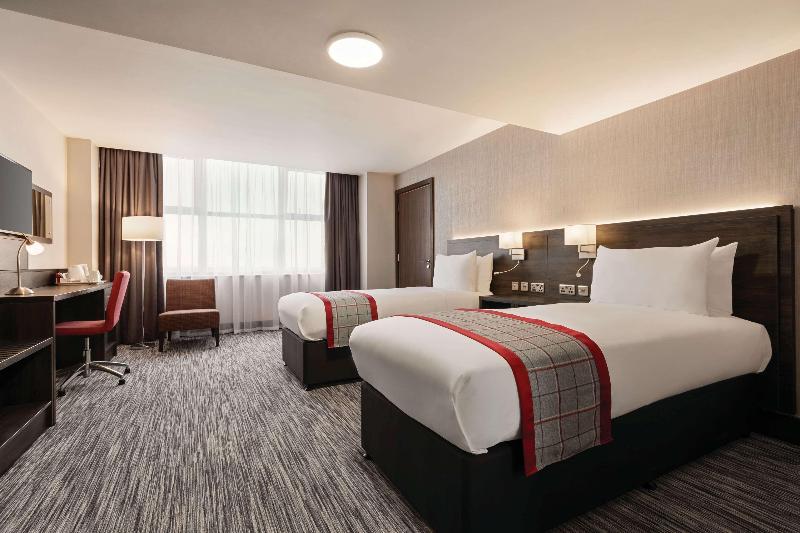Ramada by Wyndham Leeds East - Oda