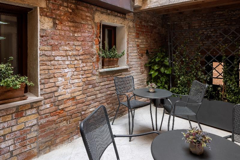 Residenza Venezia | UNA Esperienze - Lobi
