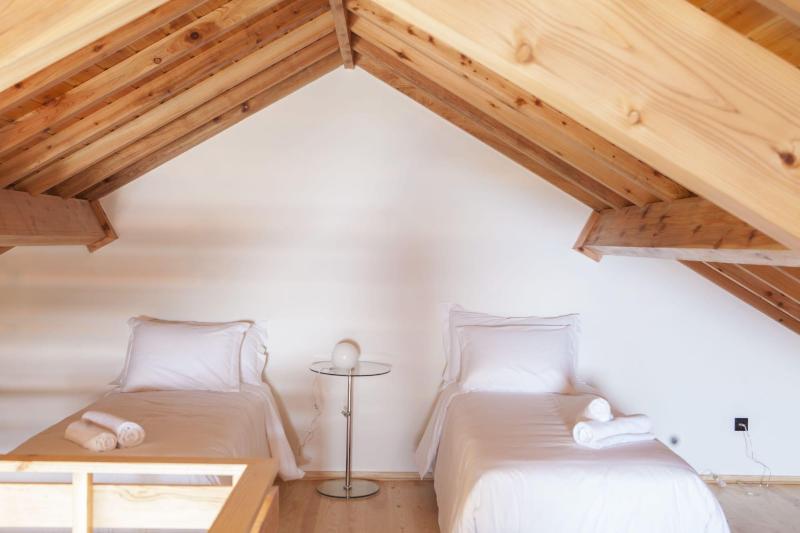 Caparica Azores Ecolodge - Oda