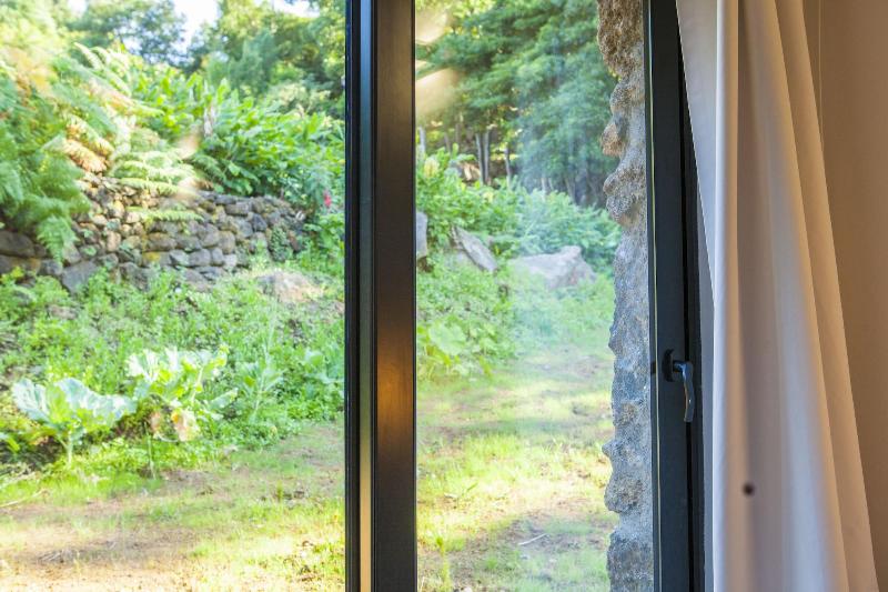 Caparica Azores Ecolodge - Oda