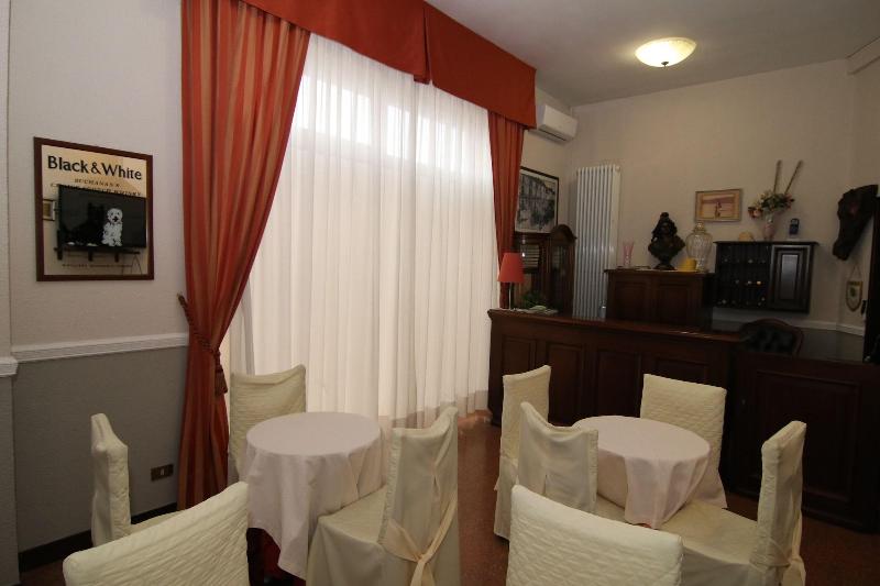 Hotel Ristorante Vittoria - Lobi