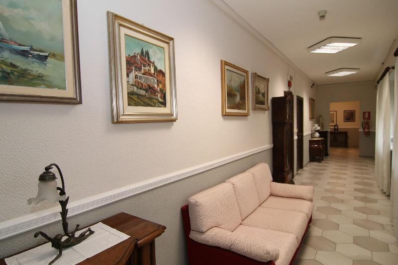 Hotel Ristorante Vittoria - Lobi