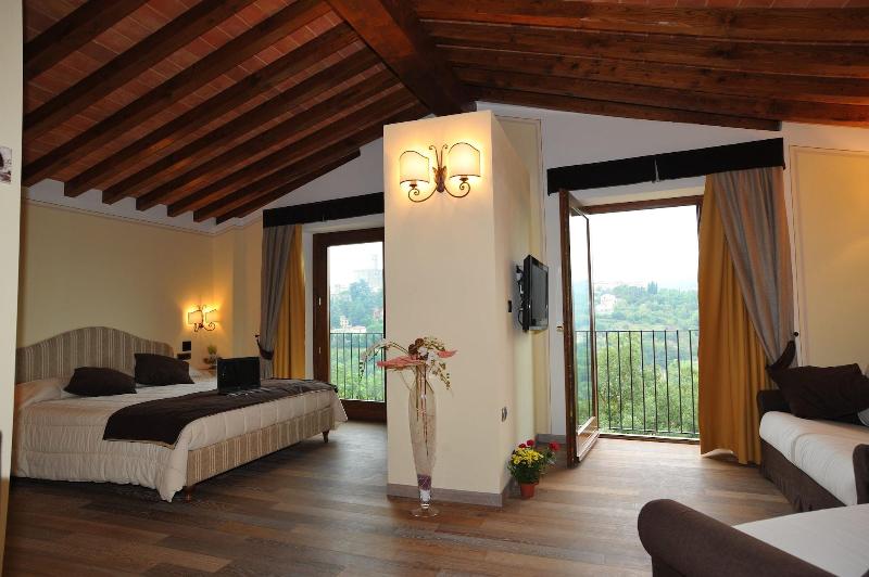Hotel Restaurant La Torricella - Oda