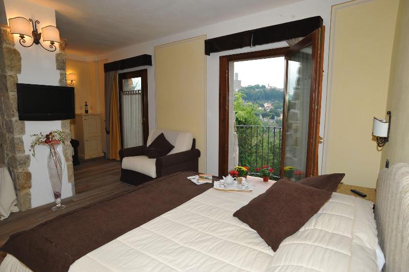Hotel Restaurant La Torricella - Oda