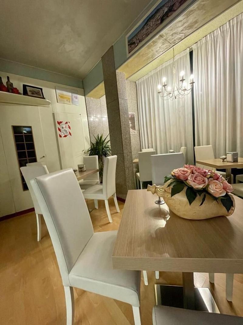 Hotel La Pergola - Lobi