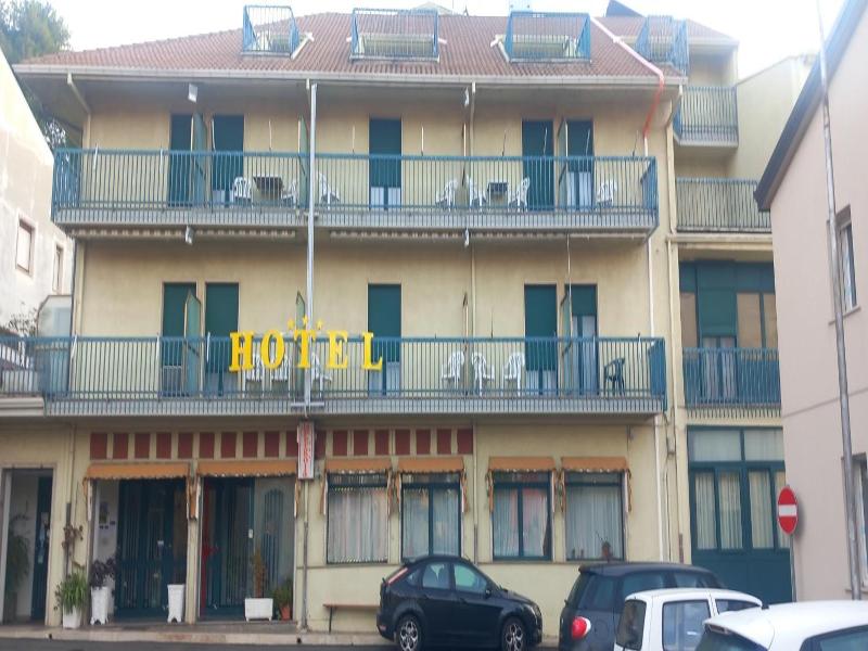 Hotel La Pergola - Genel