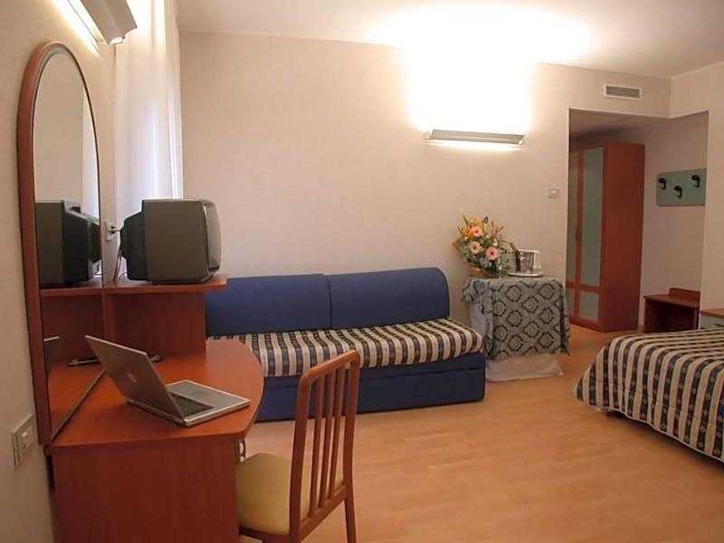 Hotel La Pergola - Genel