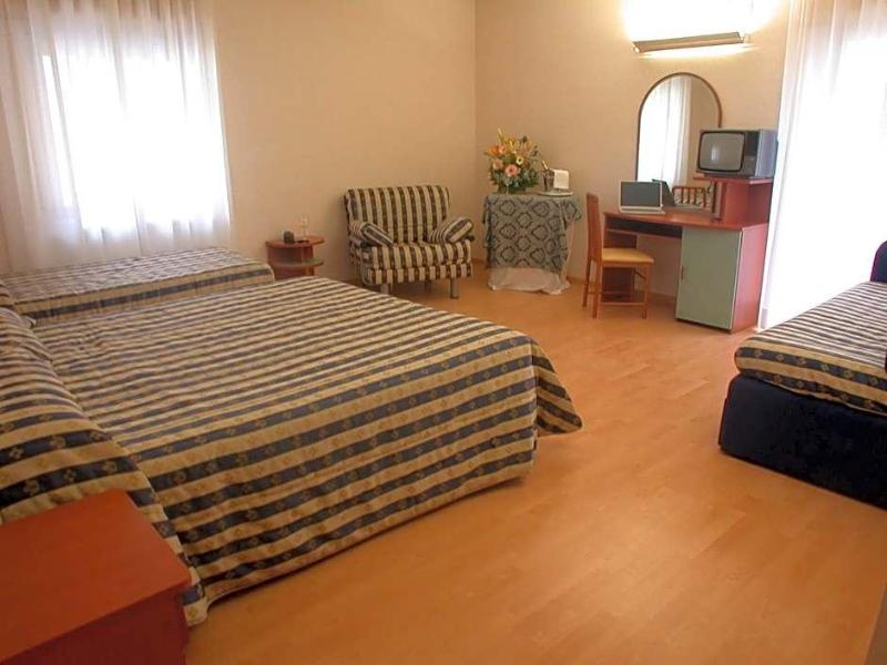 Hotel La Pergola - Genel