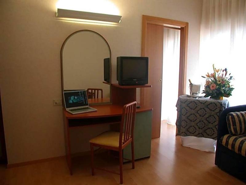 Hotel La Pergola - Genel
