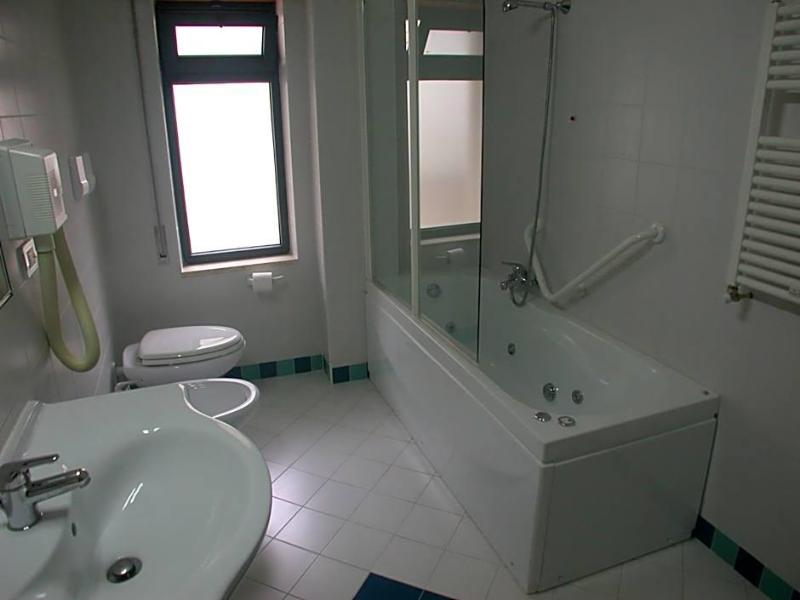 Hotel La Pergola - Genel