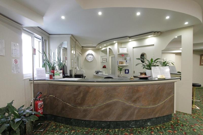 Hotel Europa - Lobi