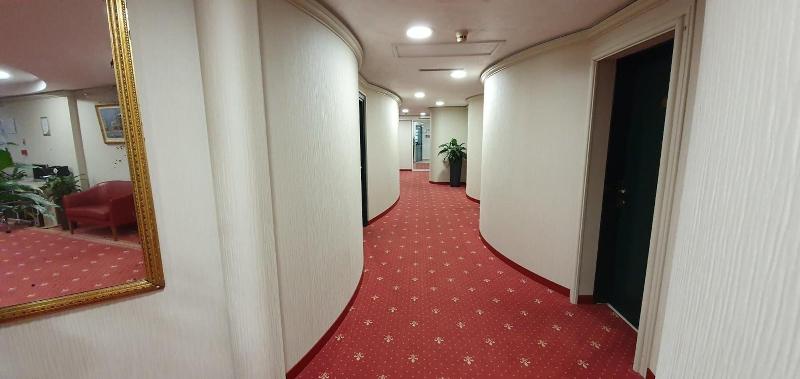 Hotel Europa - Lobi
