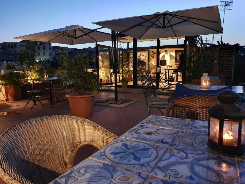 Spanish Palace Rooms, Apartment & Terrace - Genel