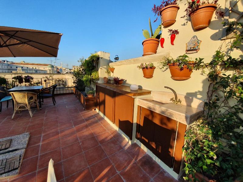 Spanish Palace Rooms, Apartment & Terrace - Oda