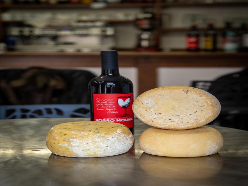 Bb Molina - Genel