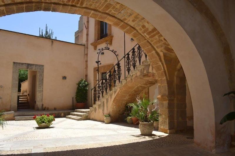 Le Stanze Dell'Emiro - Genel