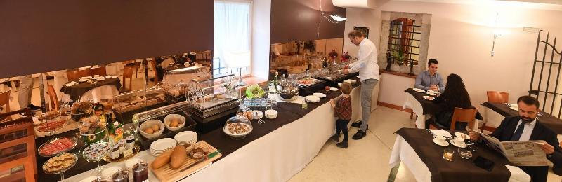 Hotel Lillà - Restoran
