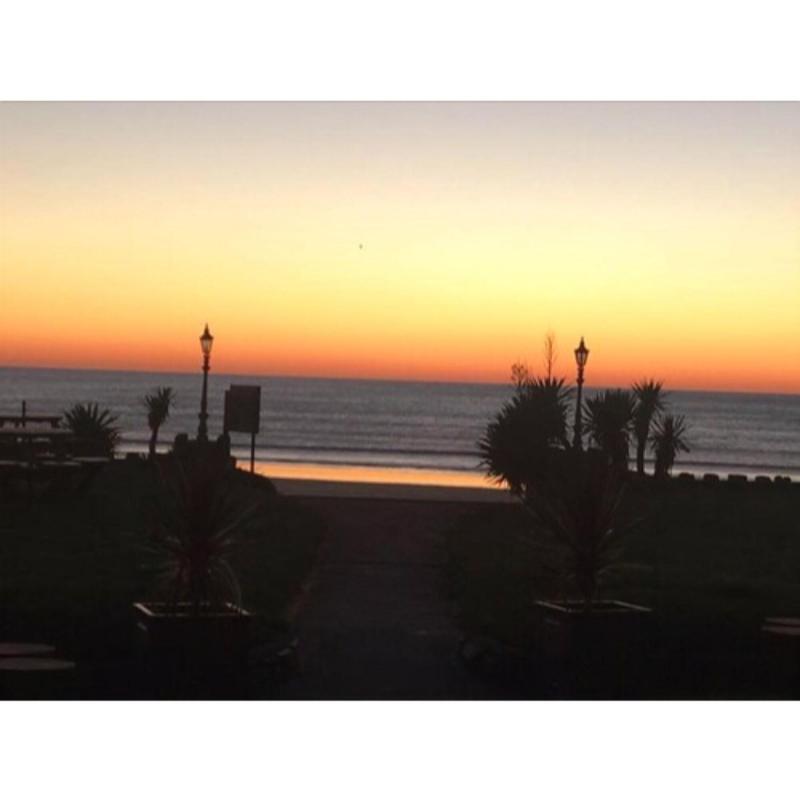 Min-Y-Mor Hotel - Plaj