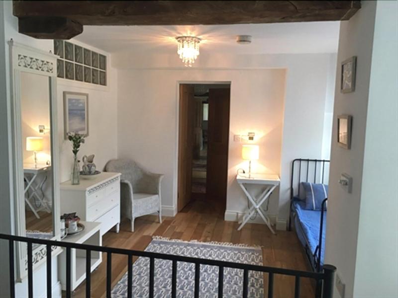 Stoneleigh Barn Bed And Breakfast - Oda