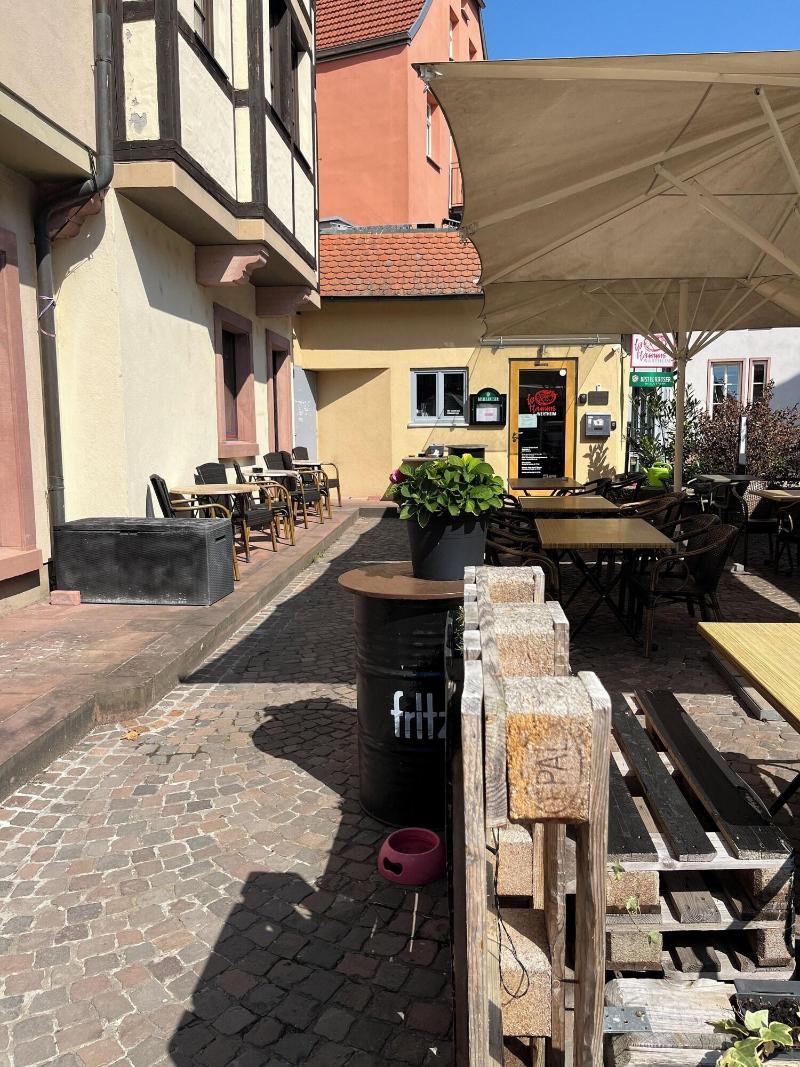La Flamme Wertheim Garni - Genel