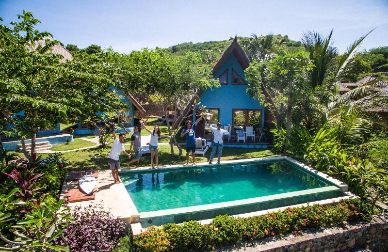 Blue Monkey Villas Resort & Ocean View - Havuz
