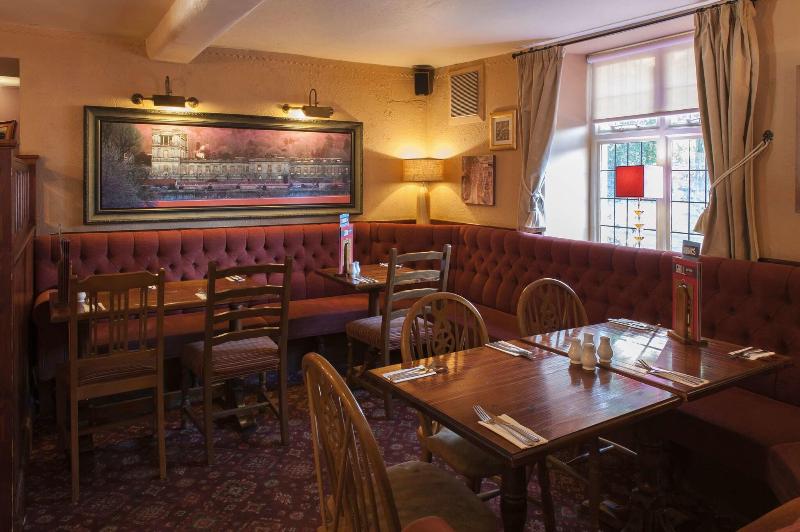 Wheatsheaf, Baslow by Marston's Inns - Restoran