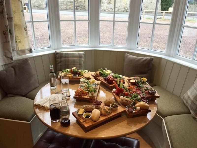 The Black Bull Inn - Bar