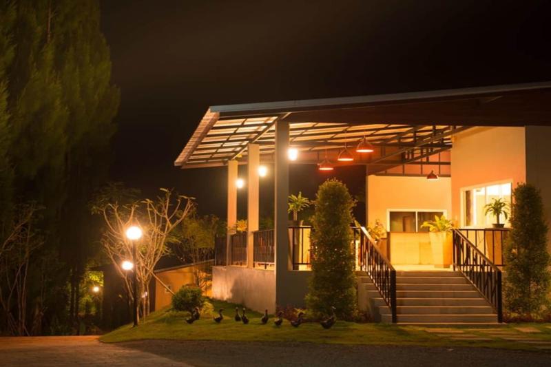 Lemon Chalet Kaeng Krachan Resort - Lobi