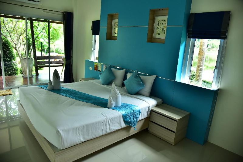 Lemon Chalet Kaeng Krachan Resort - Oda