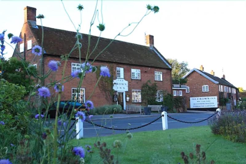 The Westleton Crown - Genel