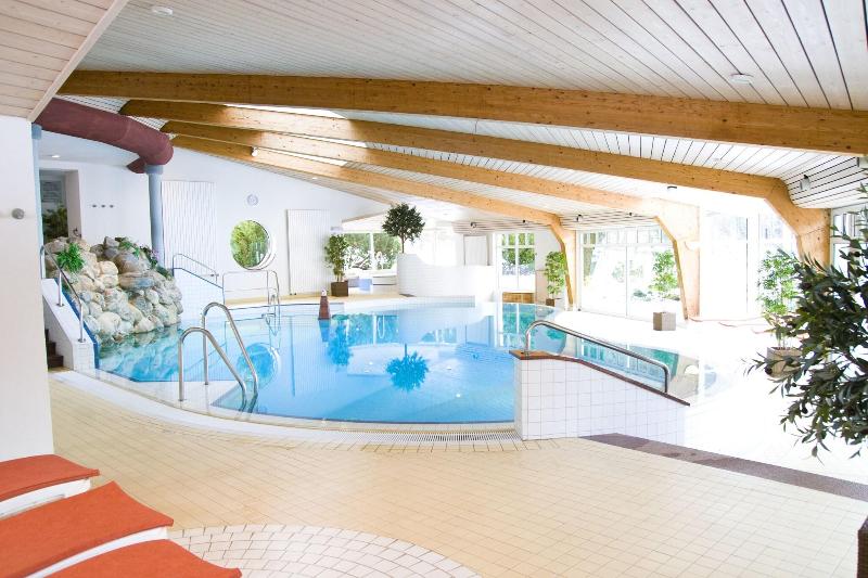 Hotel Jagdhaus Wiese - Havuz